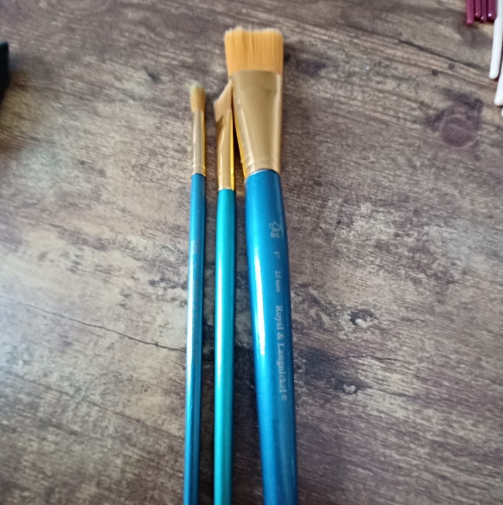 Royal and Langnickel Paintbrush 🖌bundle